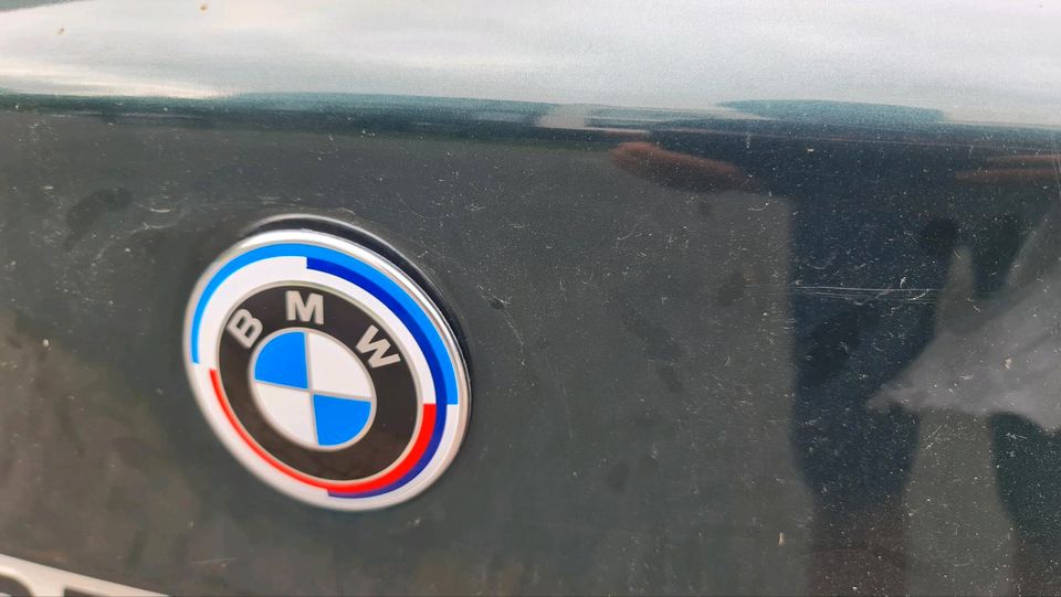 BMW 82mm Emblem 50th Anniversary M in Nordrhein-Westfalen