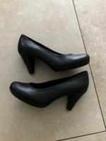 Bequeme Pumps von Venturini, Leder, Gr. 36, Top-Zustand! Nordrhein-Westfalen - Frechen Vorschau