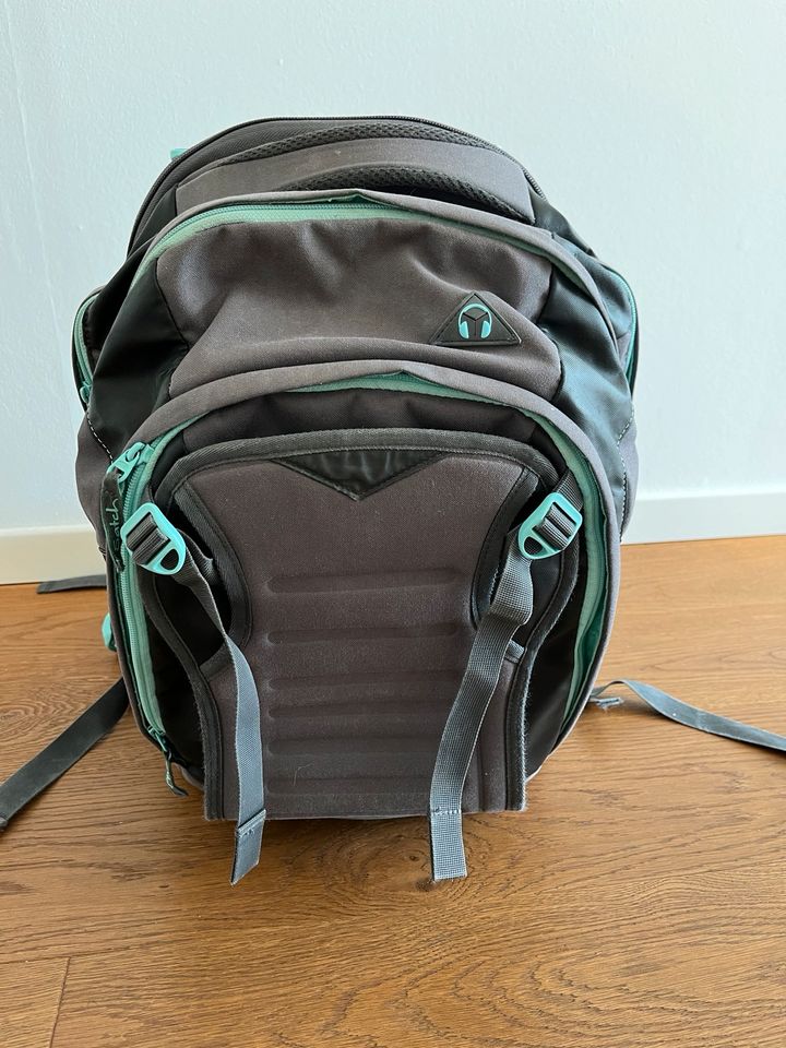 Satch Schulrucksack grau-mint in Stuttgart