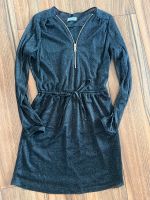 Schönes neuwertiges schwarzes Kleid von Colloseum Gr. S 34/36 Hessen - Maintal Vorschau