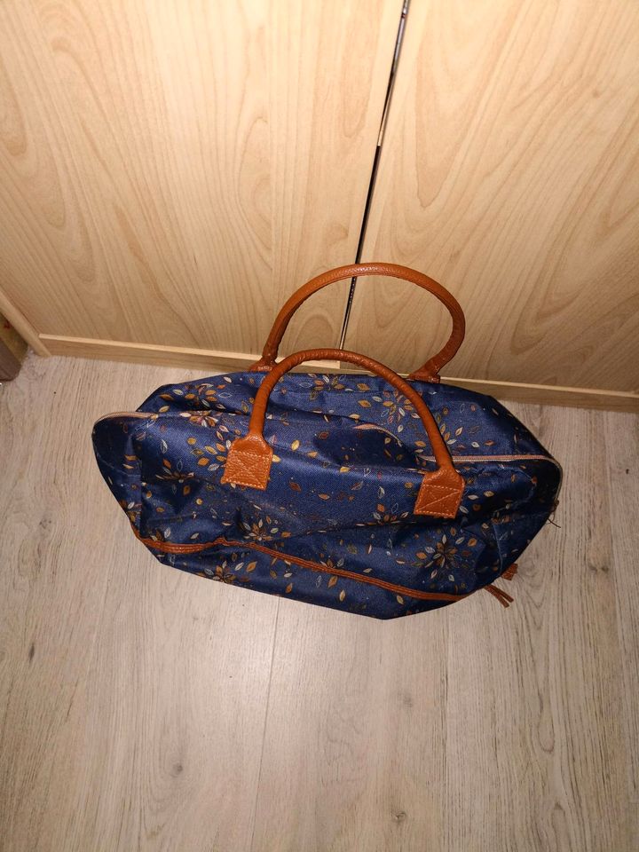 Handtasche oder Wochenende Reisetasche in Schwäbisch Hall