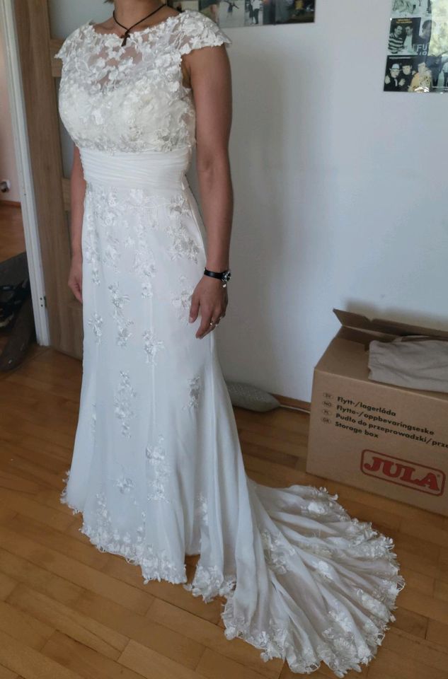 Schöne Brautkleid 38~40 in Rostock