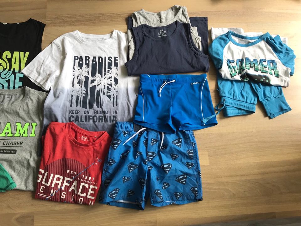 Set14 Teile Jungen Gr.134/140 T-Shirt,Badehose,Pyjama in Stuttgart