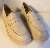 Deichmann Catwalk CHUNKY LOAFER Gr. 40 Beige Nieten neu Schuhe Saarland - Marpingen Vorschau