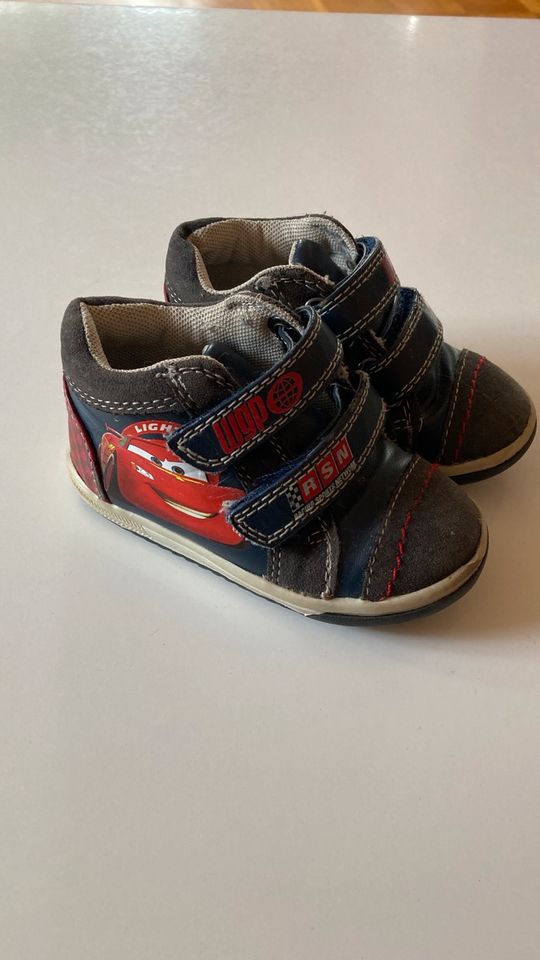 Sneaker Turnschuhe Gr. 20 Disney Cars in Niestetal