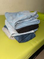 Kleidungspaket Herren / Jungs (Jeans Shorts Adidas) Baden-Württemberg - Freiburg im Breisgau Vorschau