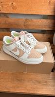 Nike Dunk beige braun dunks Damensneaker Next nature Stuttgart - Bad Cannstatt Vorschau