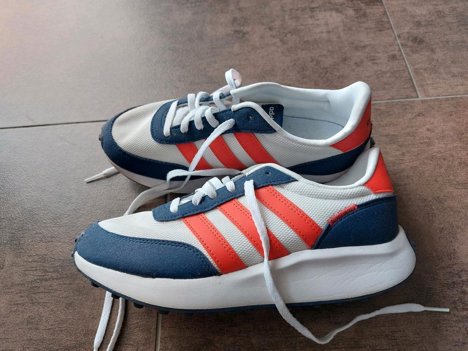 Adidas Sneaker Größe 38 in Grevesmuehlen