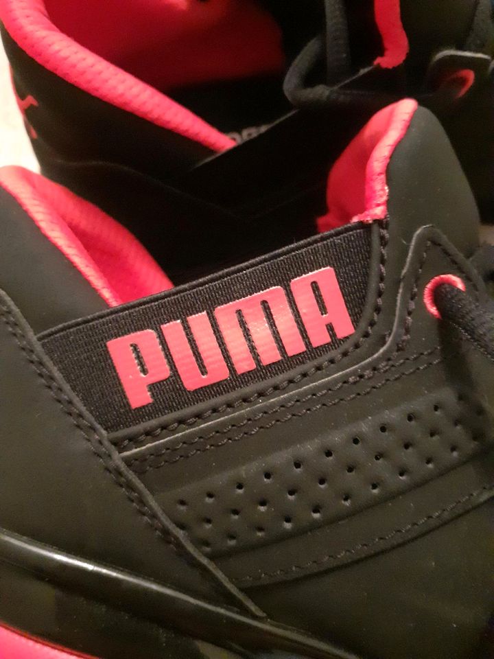 Puma Schuhe in Waldbröl