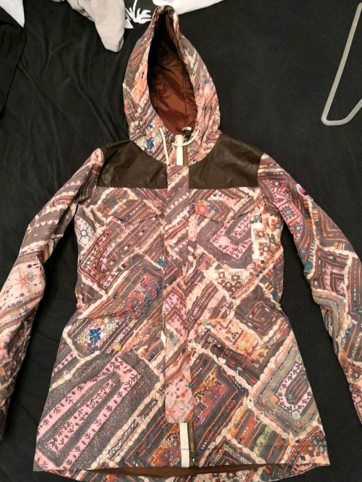 Burton Freemont Snowboardjacke oder Skijacke in Oberhausen