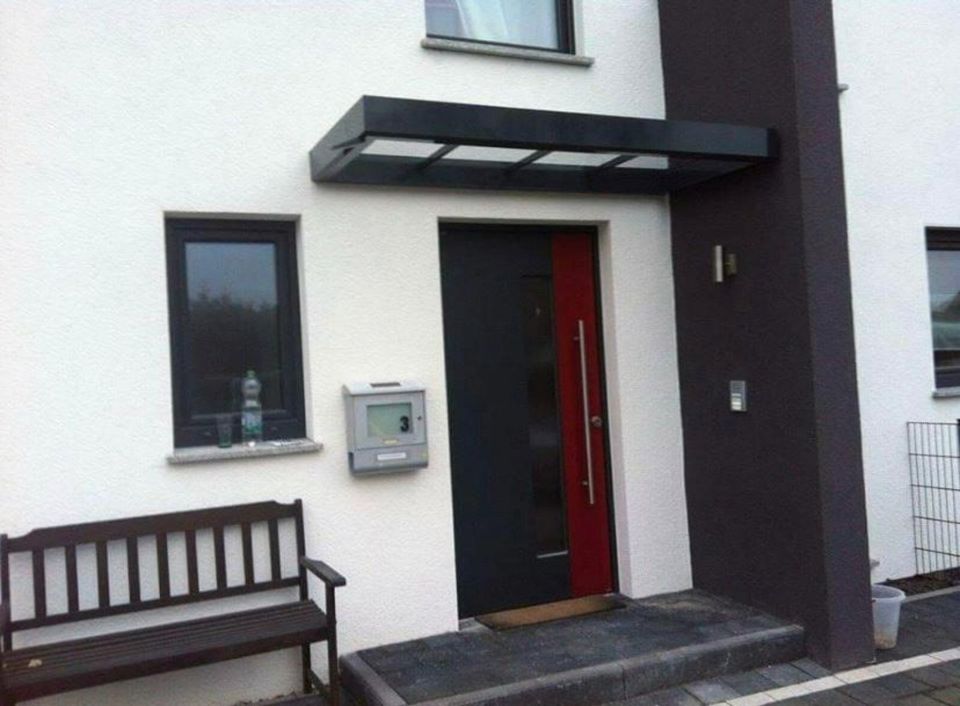 Eingangsüberdachung / Vordach / Haustürvordach auf Maß + Montage in Hohen Neuendorf