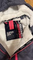 Superdry Jacke 42 grau Hessen - Sinntal Vorschau