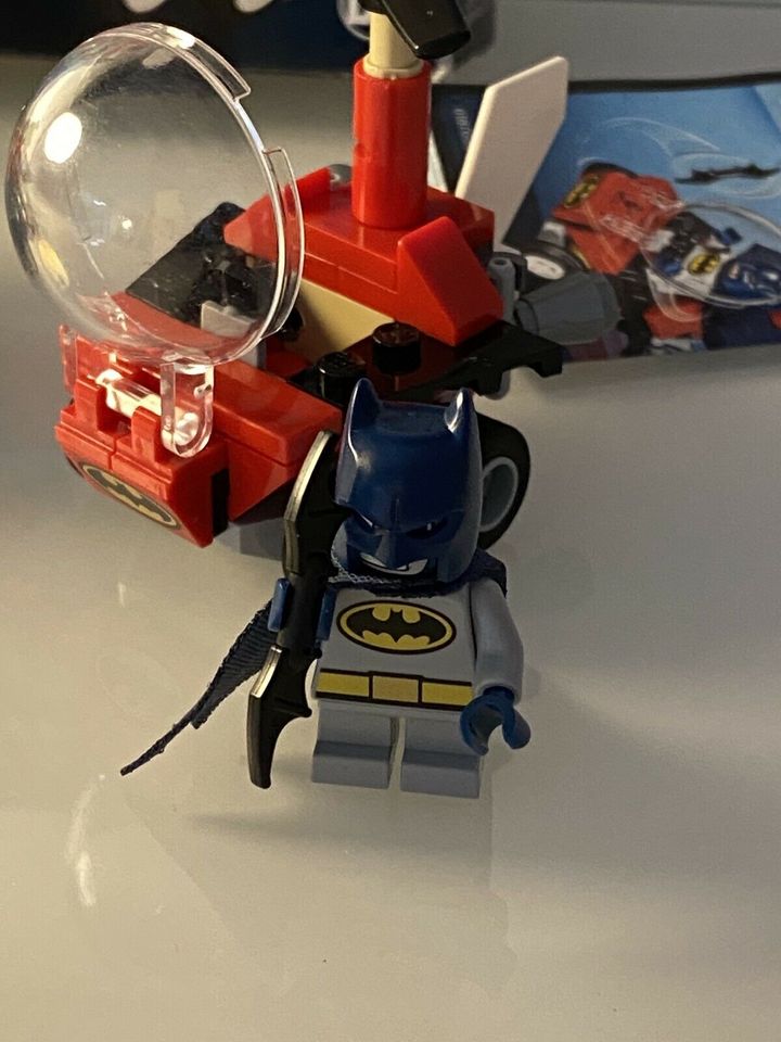 LEGO - DC Super Heroes 76069 Batman in Mauritz