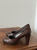 Navyboot Damenschuhe, Pumps, elegante Schuhe Frankfurt am Main - Sachsenhausen Vorschau