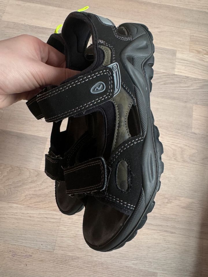 Sandalen junge Gr 36 Leder superfit Ecco Geox hm in Ahlen