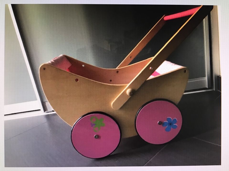 Lauflernwagen Puppenwagen inkl. Bettwäsche in Köln