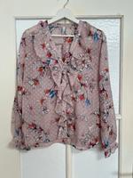 Bluse mit Volant und Blumenmuster in rose, (Legere Passform) Baden-Württemberg - Rastatt Vorschau