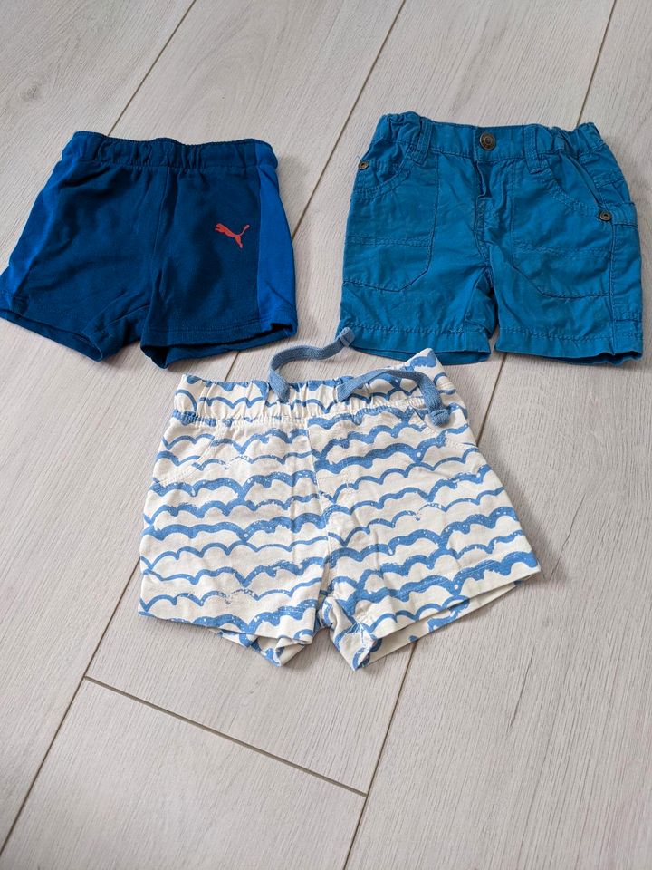 3 kurze Hosen 62 Puma Blue Seven Paket in Stockheim Oberfr