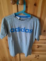 Adidas T-Shirt  gr 140 Hessen - Obertshausen Vorschau