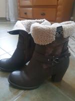 Stiefel Gr. 39 von Tamaris Neu! Brandenburg - Rathenow Vorschau
