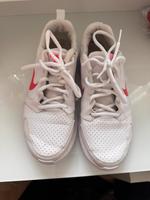 Nike Damen Sportschuhe Hessen - Hanau Vorschau