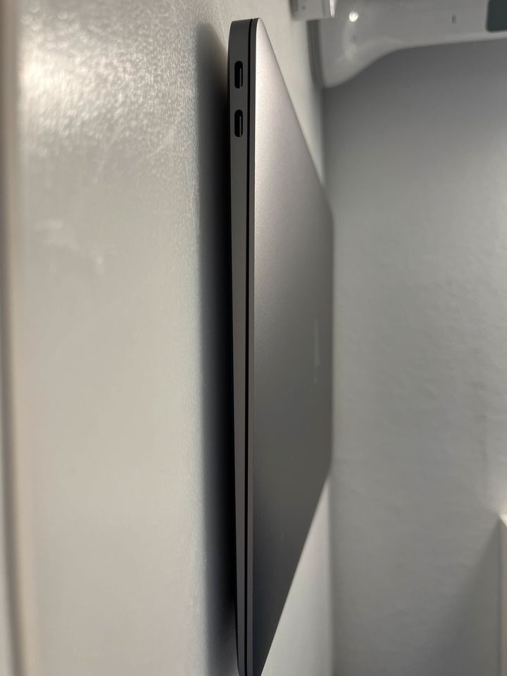 Apple MacBook Air M1 2020 in Nörten-Hardenberg