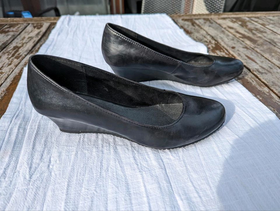 Van der Laan Ballerinas mit Keilabsatz, Wedges Gr 38 schwarz in Eriskirch