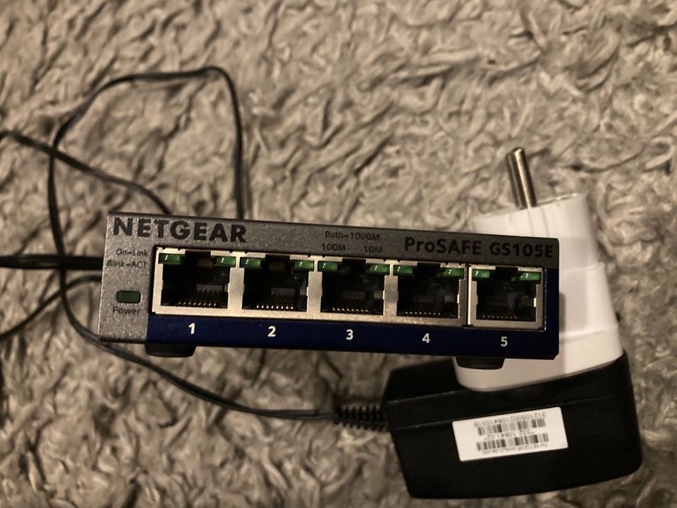 Netgear GS105E Managed Switch Gbit vlan 5 Port in Hüttenberg