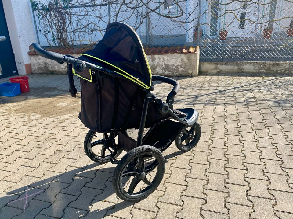 Hauck Kinderwagen Runner mit Regenverdeck inkl. 2 Ersatzschläuche in Stadtbergen