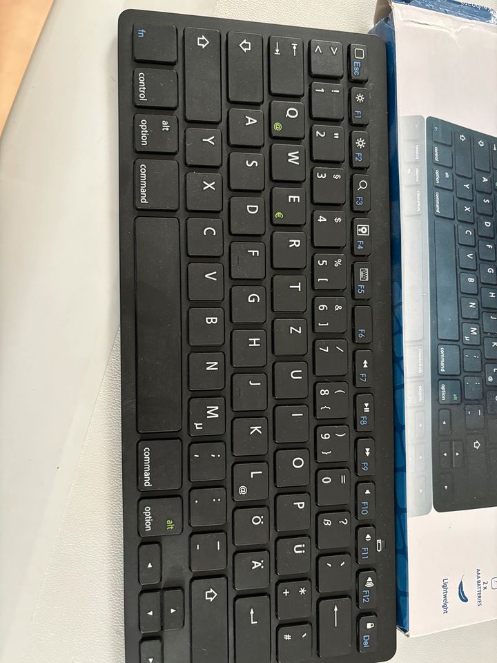 Bluetooth Tastatur in Bietigheim