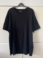 Zara Man T-Shirt schwarz Löcher Gr. XL super Zustand Hessen - Oberursel (Taunus) Vorschau