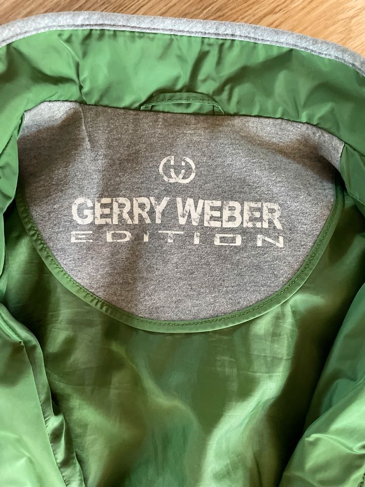 Gerry Weber Leichte Übergangsjacke Gr. 40 in Seevetal