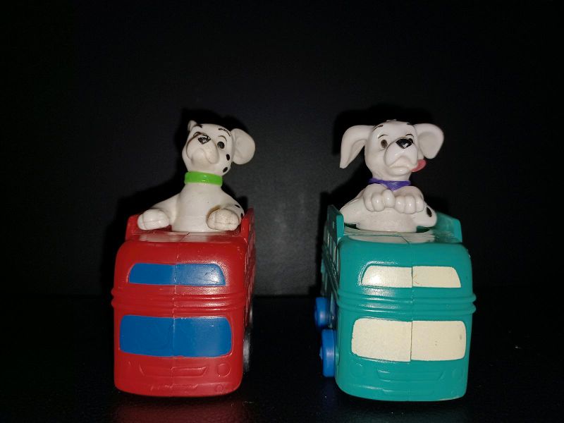 Dalmatiner Disney Figuren im roten und grünen Bus in Niedersachsen -  Obernkirchen, Weitere Spielzeug günstig kaufen, gebraucht oder neu