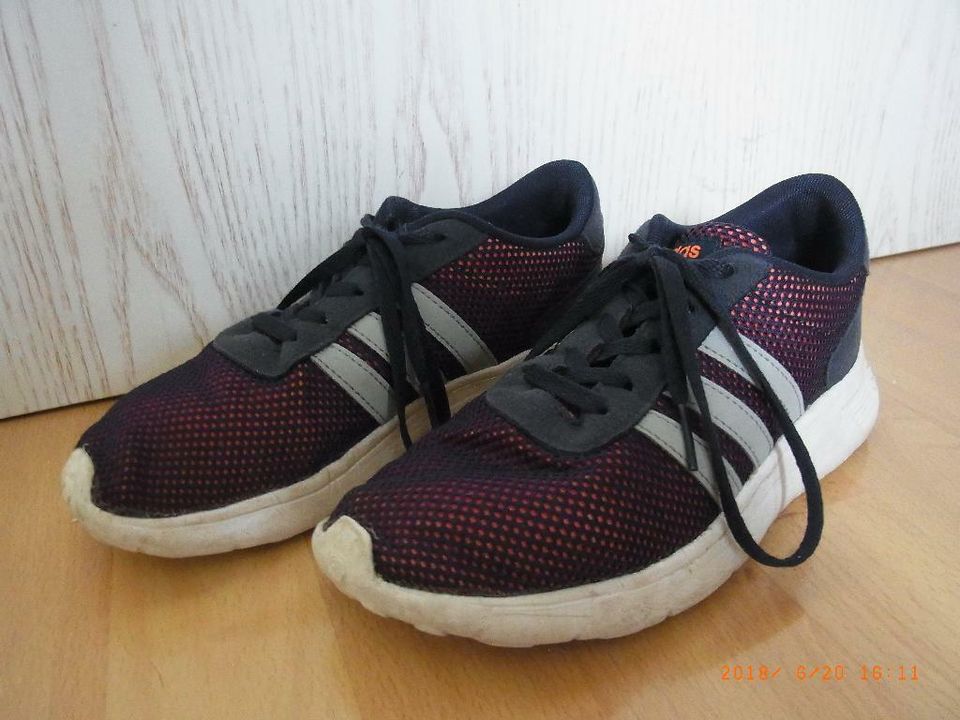 Adidas Schuhe in Dörverden