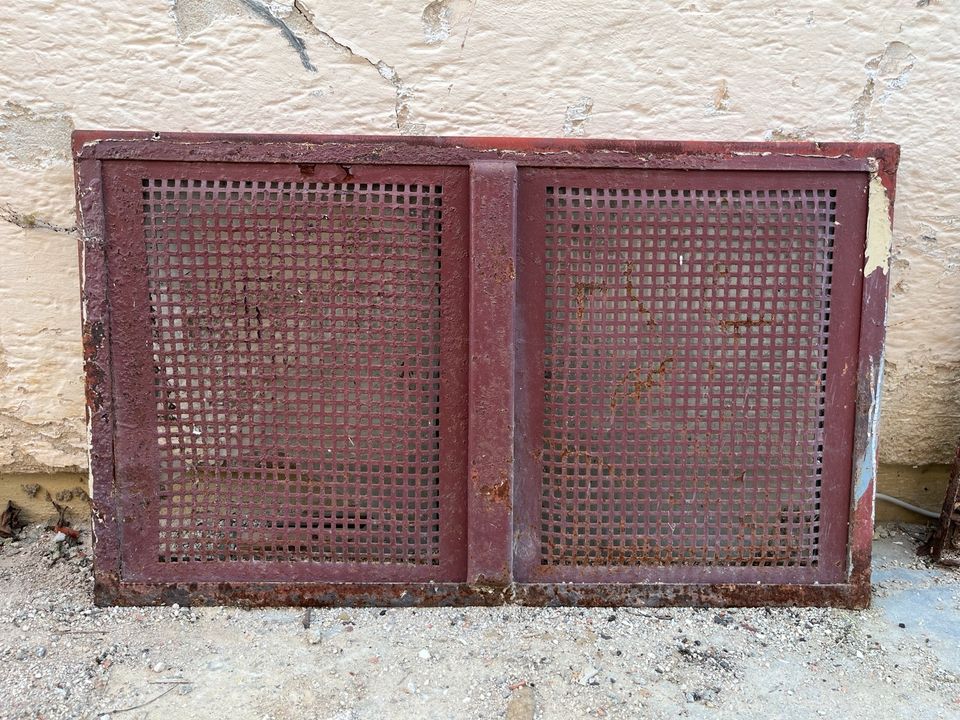 3 Alte Kellerfenster aus den 60er zu verschenken in Ruhstorf an der Rott