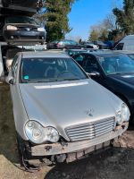 Mercedes-Benz C200 // Ersatzteile //SCHLACHTFEST Düsseldorf - Lichtenbroich Vorschau