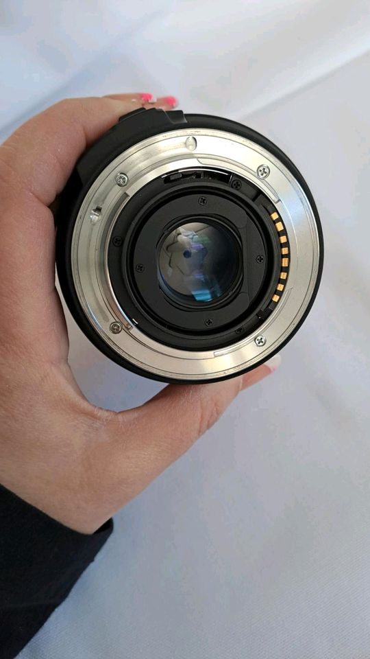 Sigma 10mm f2.8 für Sony Topzustand in Schwelm