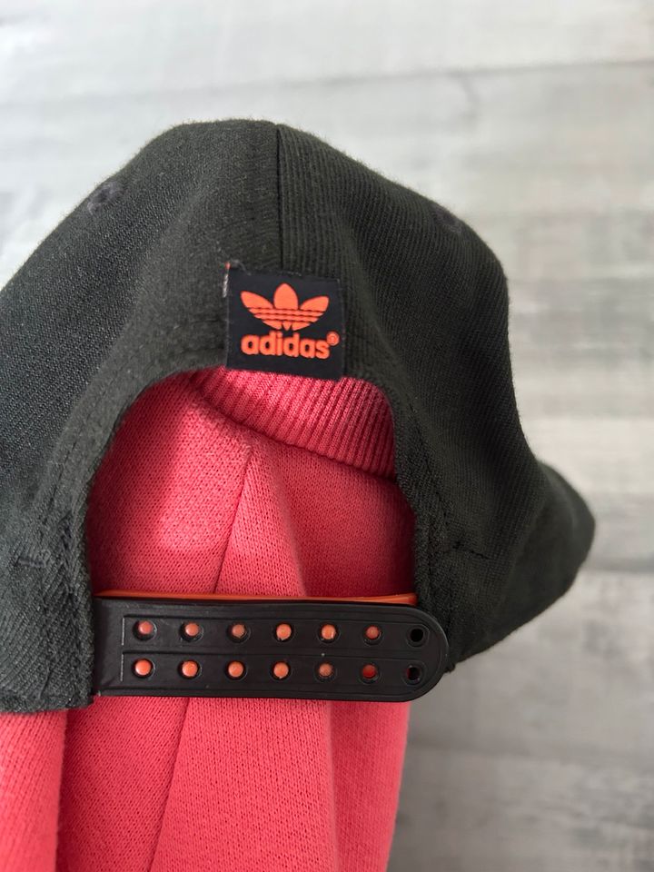 Adidas Cap Mütze in Sehnde