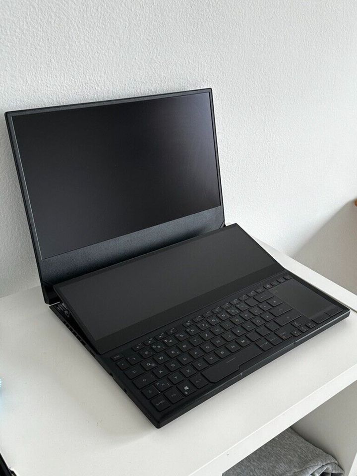 ## Laptop Notebook ASUS ROG Zephyrus Duo 15 RTX 3070 32 GB RAM ## in Jestetten