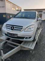 Mercedes B Klasse Schlachtfest Ersatzteile Ausschlachten Niedersachsen - Westerwalsede Vorschau