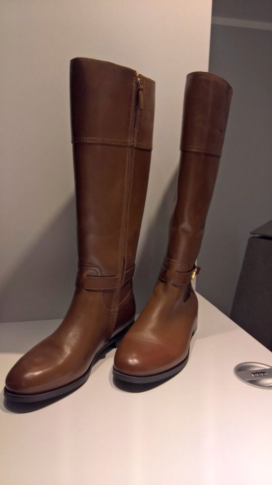 Ralph Lauren BRITTANEY BOOTS TALL  deep saddle tan in 9,5B in Kronau