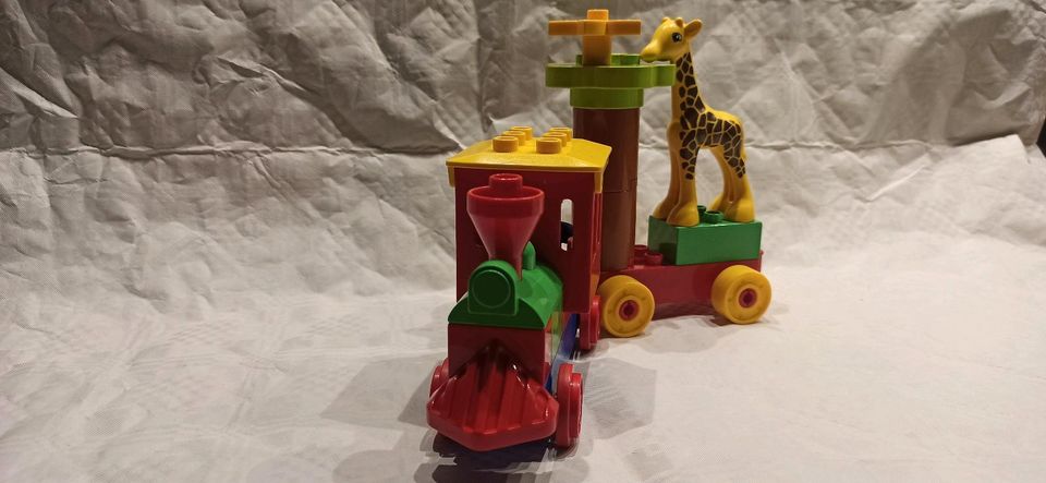 Eisenbahn Anhänger Figuren Schiebezug Lego Duplo in Hambergen