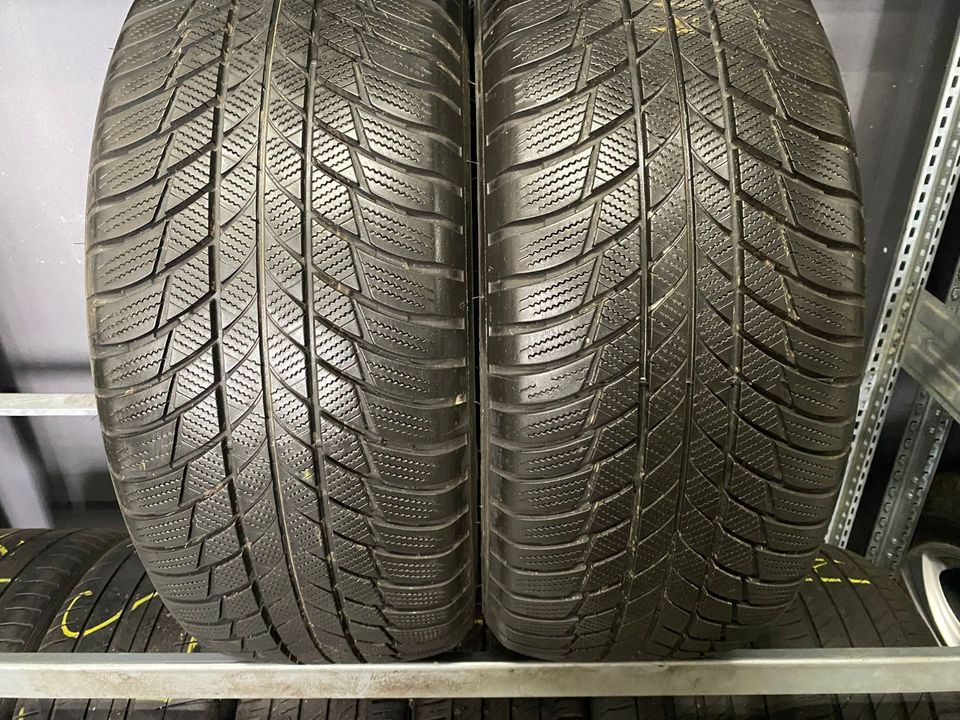 2 Winterreifen 245 50 R19 105V Bridgestone DOT 2622 Profil 7mm in Euskirchen