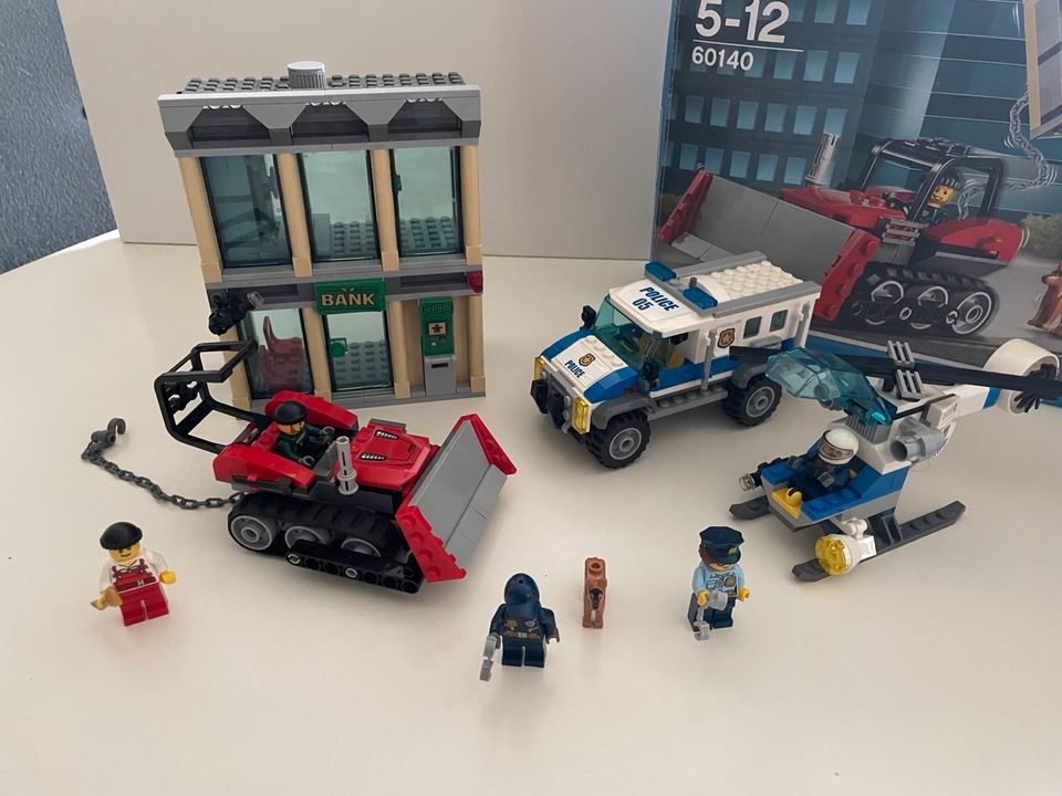 Lego City 60140 Bankraub mit Planierraupe Polizei Hubschrauber in Jever