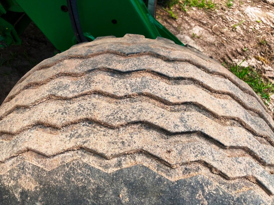 John Deere 864 PREMIUM MaxiCut in Karstädt Prignitz