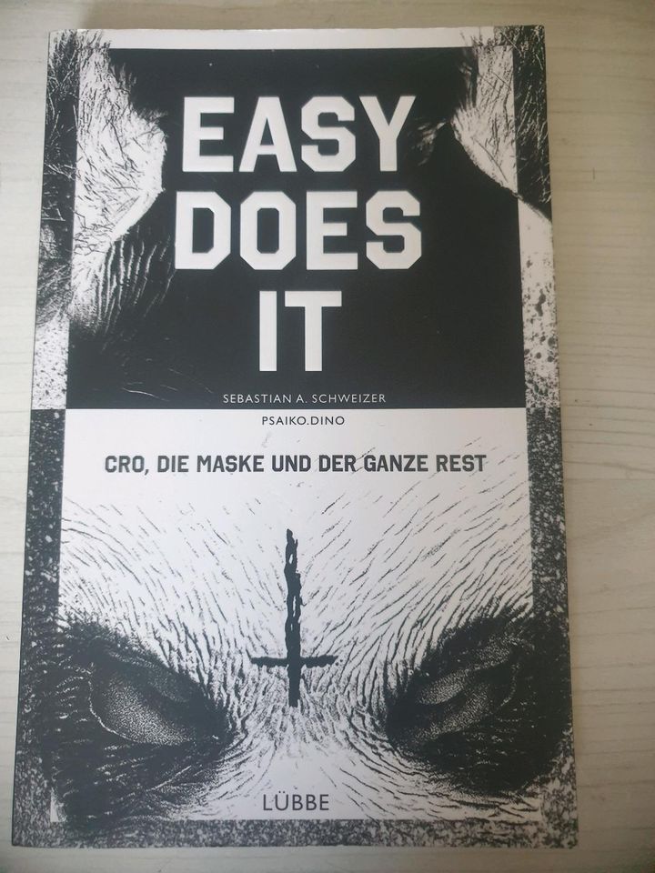 Easy Does It - Cro, die Maske und der ganze Rest in Kassel