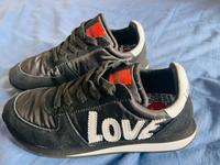 Schuhe Moschino LOVE ❤️ München - Schwabing-West Vorschau