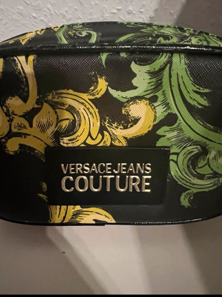 Versace Jeans Couture Gurteltasche (original) in Düsseldorf