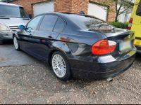 BMW E90 m.paket Preis ist verhandelbar Nordrhein-Westfalen - Mülheim (Ruhr) Vorschau