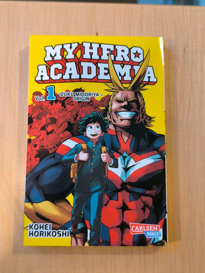 My hero Academia Manga Band 1-10 + Charakter book in Stuttgart